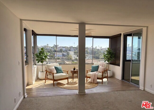 Foto del edificio - 8701 Delgany Ave