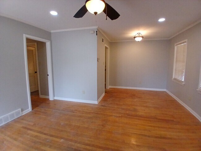 Foto del edificio - Newly Renovated Home in U of M area