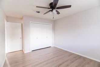 Building Photo - 2135 Whiteback Dr