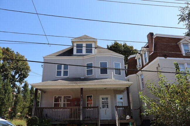 Foto del edificio - 346 McKinley Ave