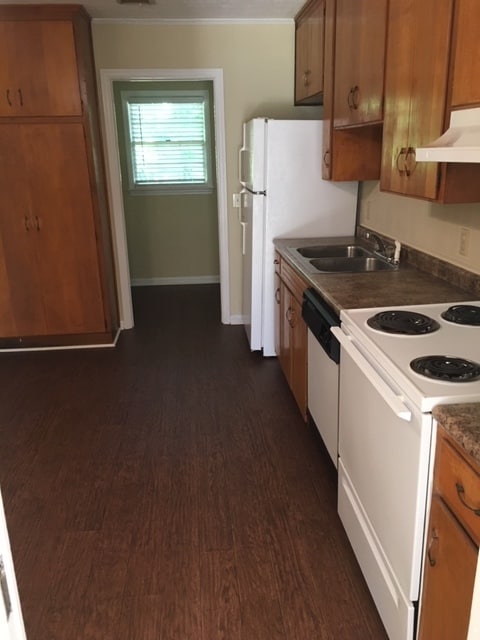 Photo - 549 Thorpe St Townhome