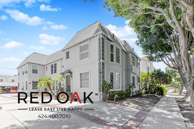 Building Photo - 336.5 N Curson Ave