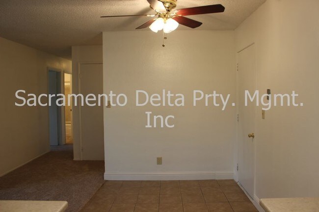 Foto del edificio - 3537 Gemini Way