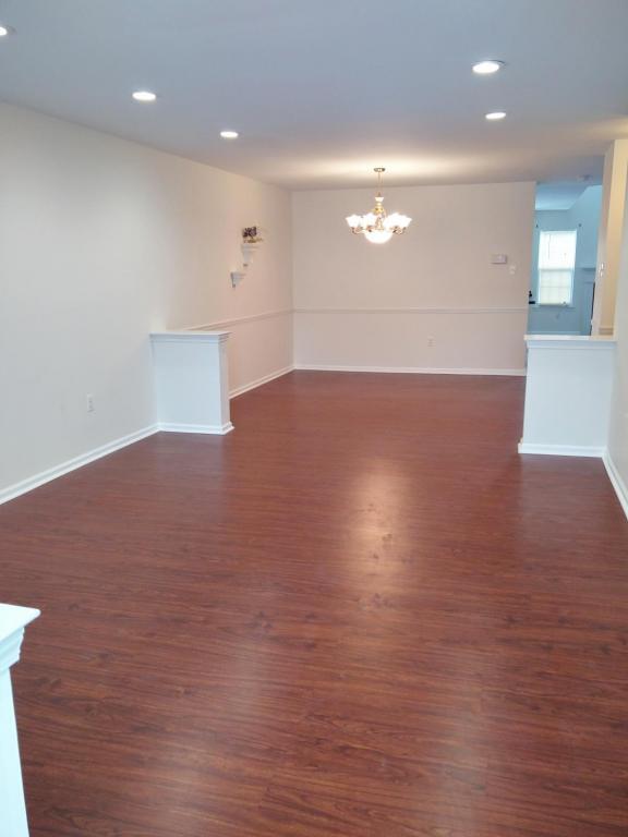 Building Photo - 82 Hearthstone ln