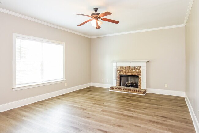 Foto del edificio - 164 Mount Moriah Rd