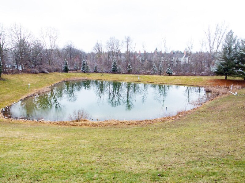 Primary Photo - 3160 Poplar Creek Dr SE