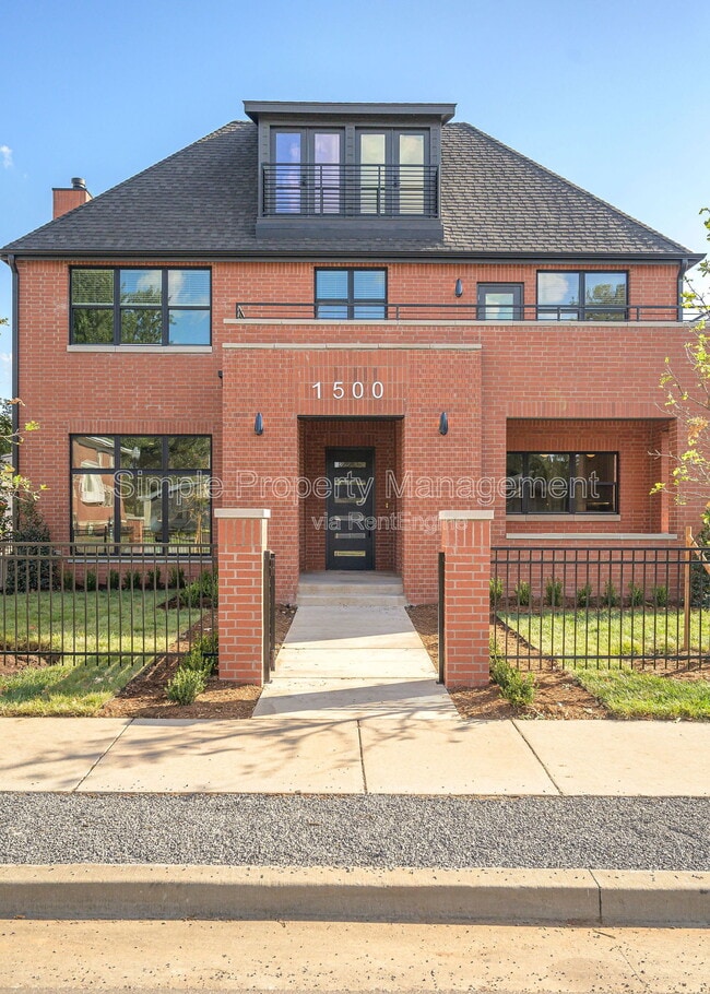 Building Photo - 1500 NW 16th St
