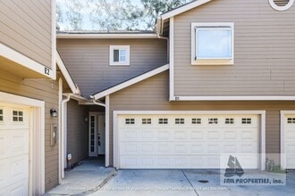 Building Photo - 2210 Canyon Dr