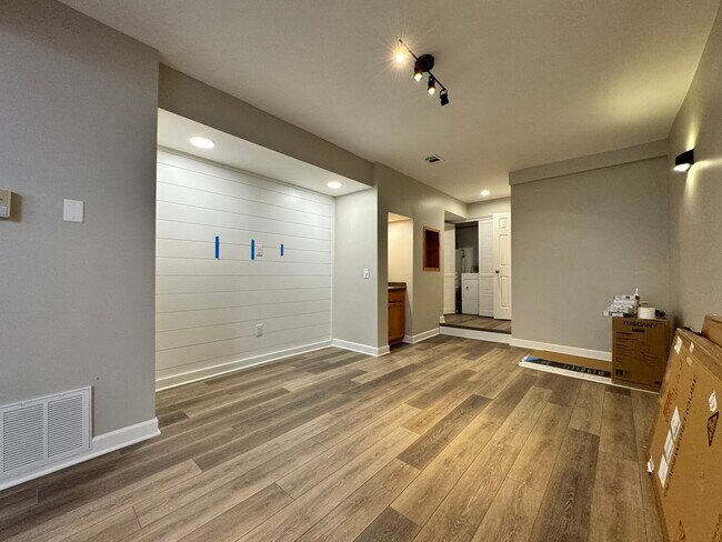 Foto del edificio - 2414 N Mozart St