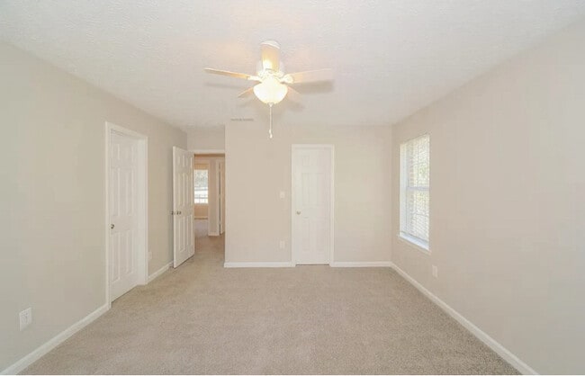 Building Photo - 135 Cactus Ln