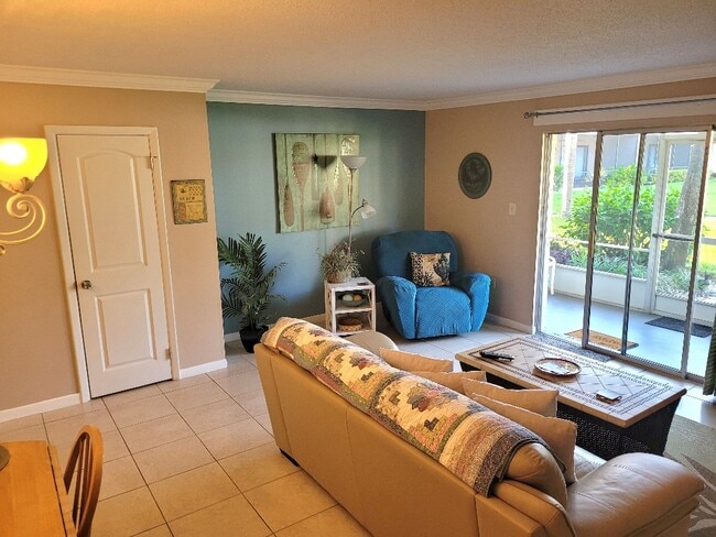 Photo - 2727 75th St W Apartment