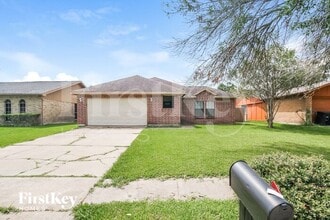Building Photo - 15615 Fall Briar Dr