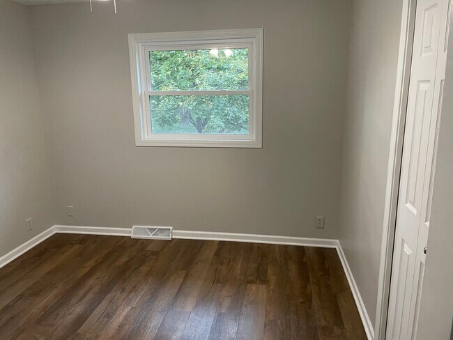 Bedroom - 1045 S 217th St