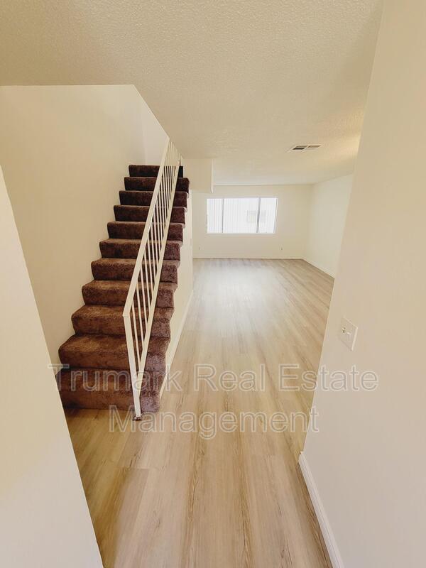 553 E Orange Grove Ave, Burbank, CA 91501 Townhome Rentals in Burbank