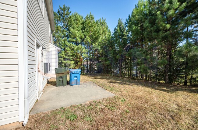 Foto del edificio - Charming Three-Bedroom in Heart of Durham