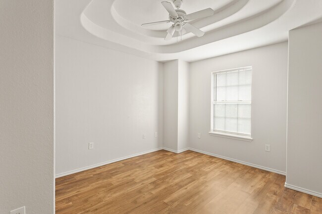 Building Photo - 730 Sonesta Ct