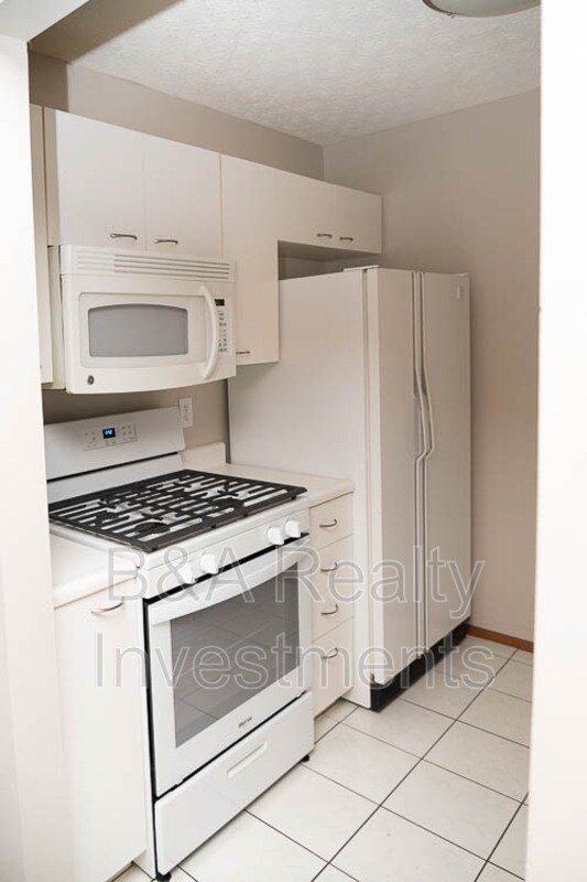 Building Photo - 5600 Wigmore Dr
