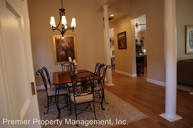 Foto del edificio - 4 br, 2.5 bath House - 16515 SE 34th Way