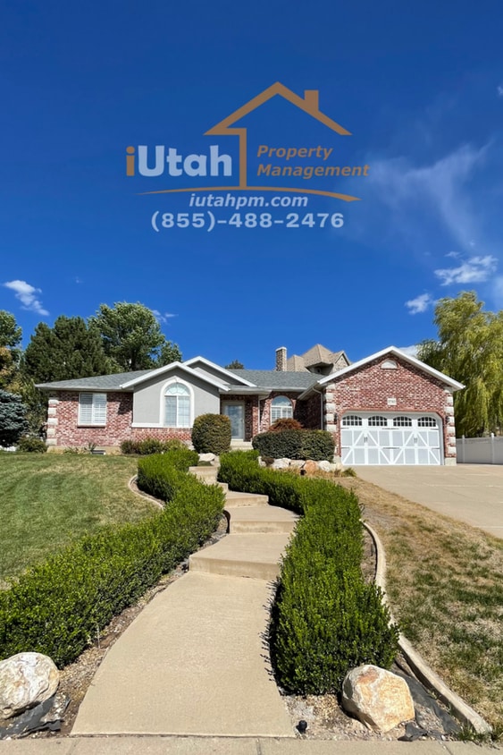 Primary Photo - East Layton 6 Bdrm 3 Bth 2 car garage home.