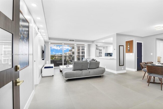 Foto del edificio - 2701 N Ocean Blvd