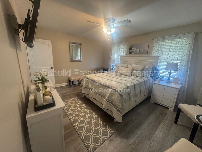 Foto del edificio - 4120 Dudley Ave