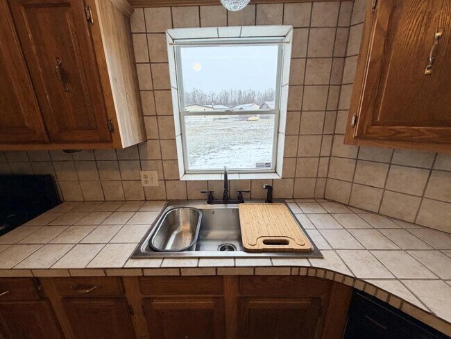 Foto del edificio - 10880 Hayesville Rd