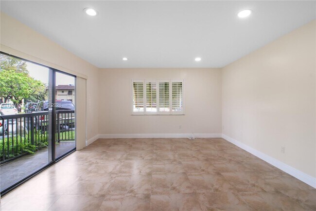 Building Photo - 7915 SW 86th St