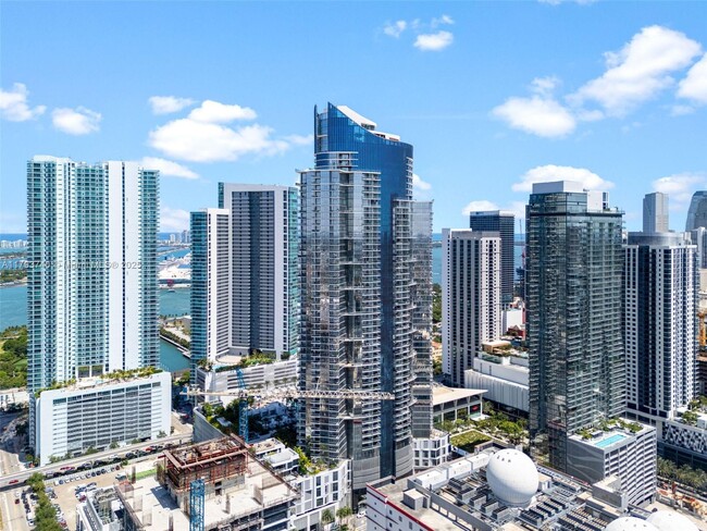 Foto del edificio - 851 NE 1st Ave
