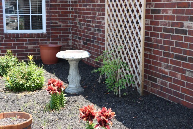 Foto del edificio - 805 SW Sandrock Rd