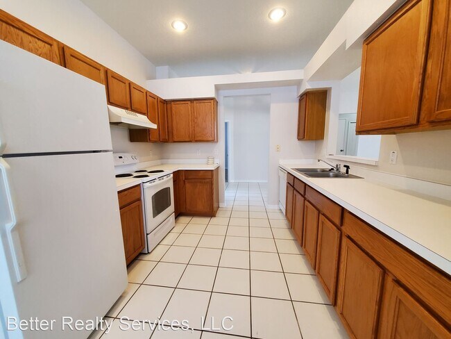 Building Photo - 4 br, 2 bath House - 9307 Huntington Park Way