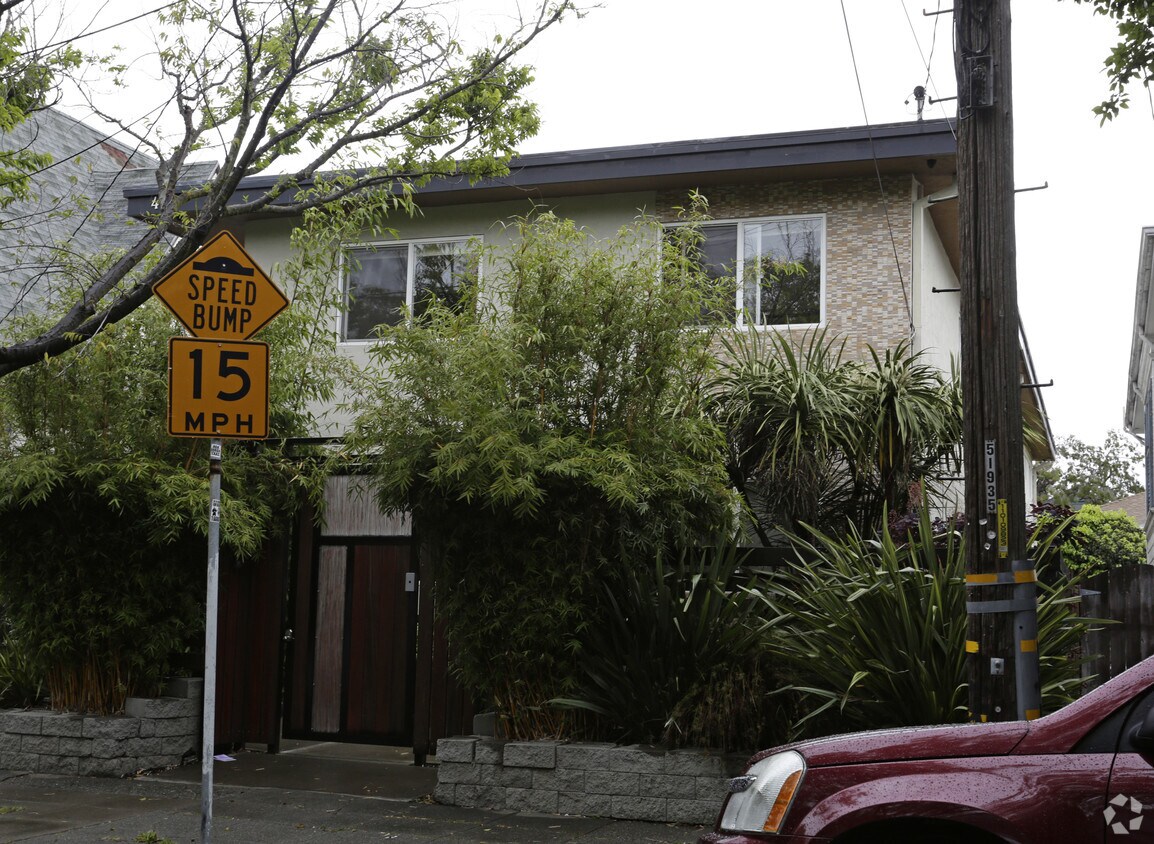 Foto del edificio - 466 37th St