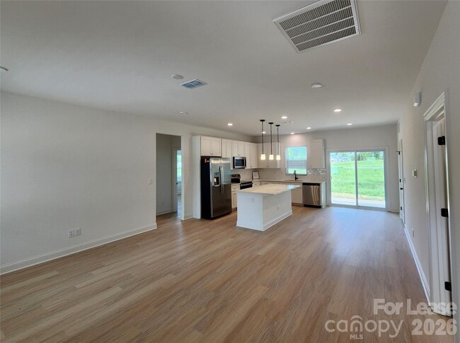 Foto del edificio - 1021 Jerome St