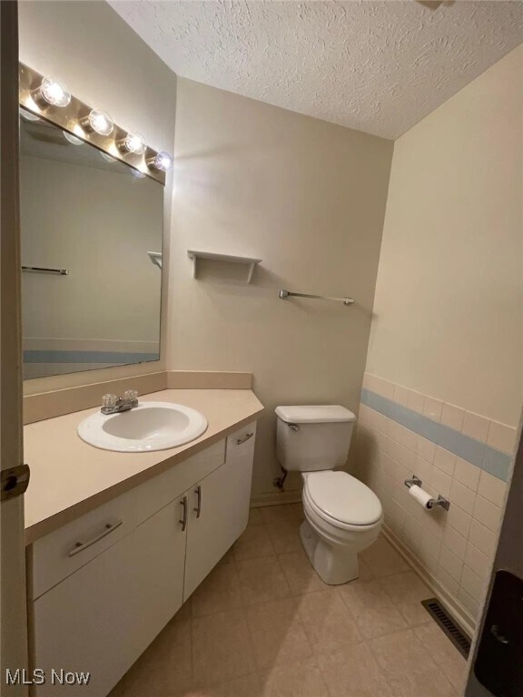 Building Photo - 362 Village Pointe Dr