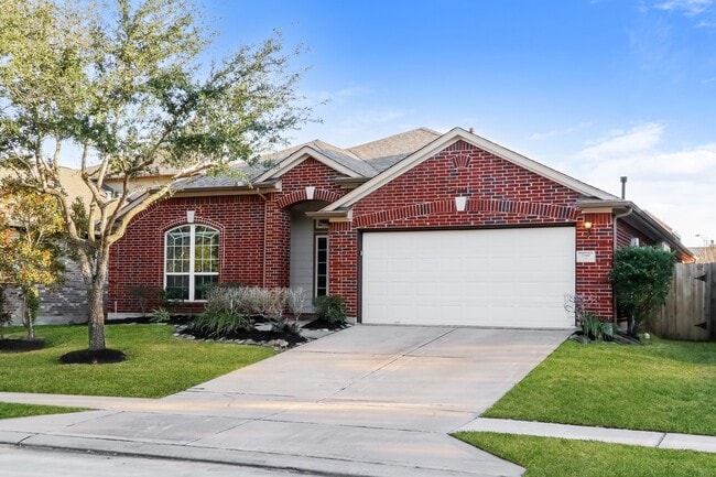 Building Photo - 7310 Enchanted Rock Ln