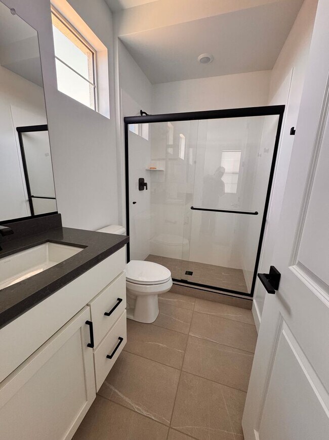 Building Photo - BEAUTIFUL HOME IN ALORAVITA NORTH IN PEORIA