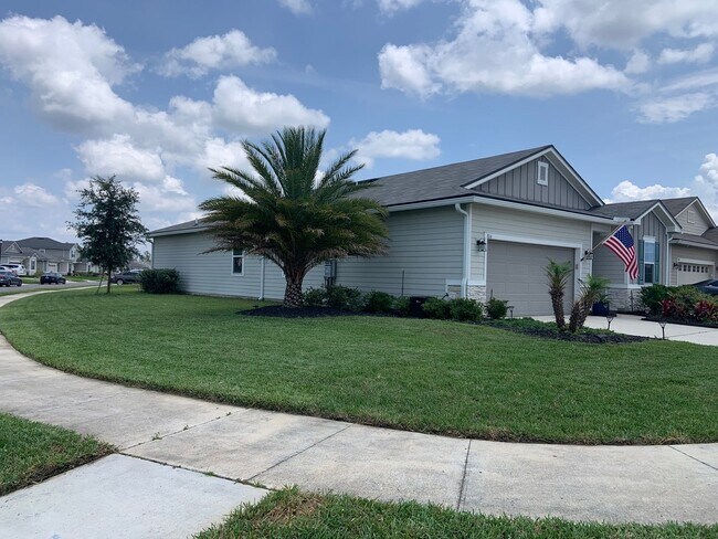 Building Photo - Gorgeous Corner Lot Home