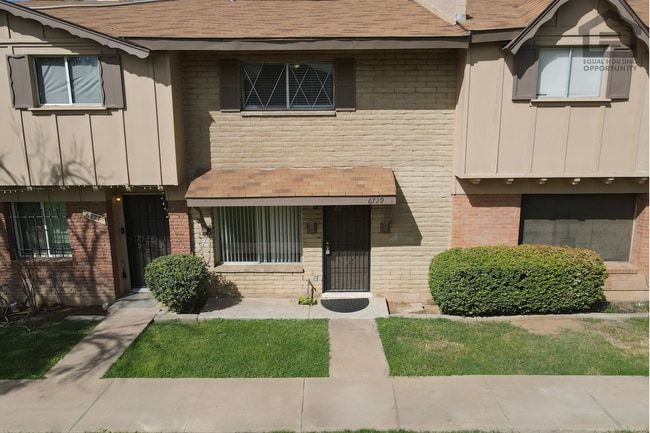 Building Photo - 6729 N 44th Ave