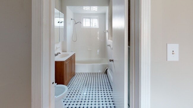 Foto del edificio - 280 McGrath Hwy