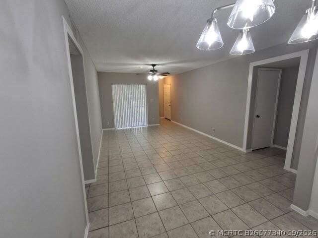 Foto del edificio - 701 Gardens Dr