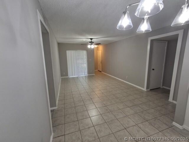 Building Photo - 701 Gardens Dr