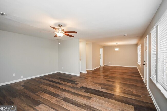 Foto del edificio - 7142 Stonebrook Ln