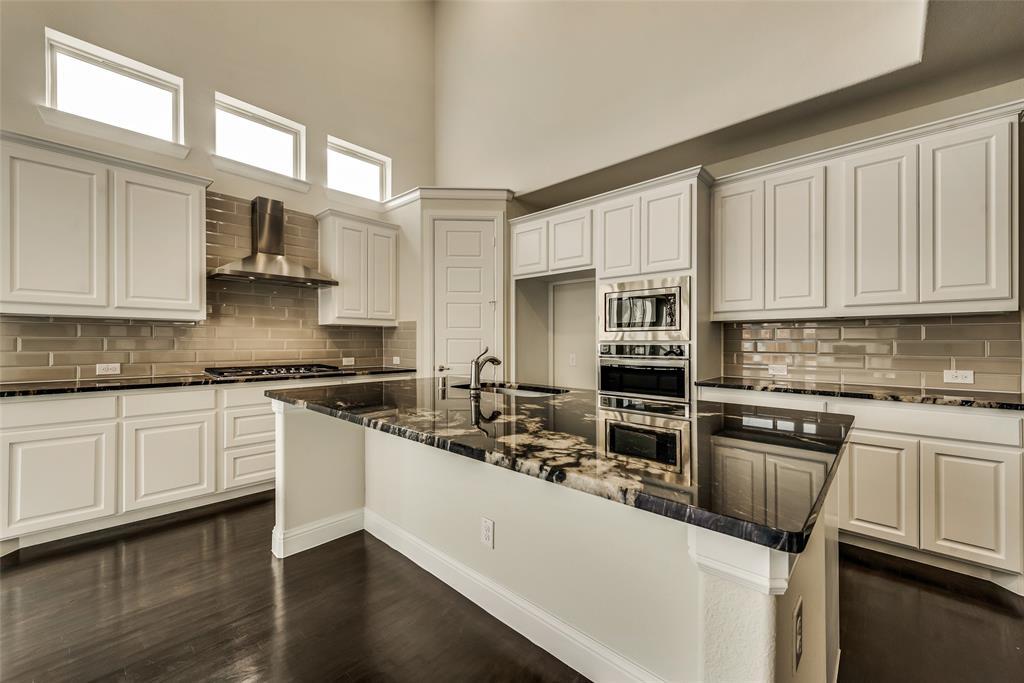 Foto principal - 8712 Fairway Ln