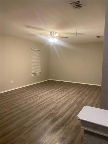 Foto del edificio - 4028 Thoroughbred Trail