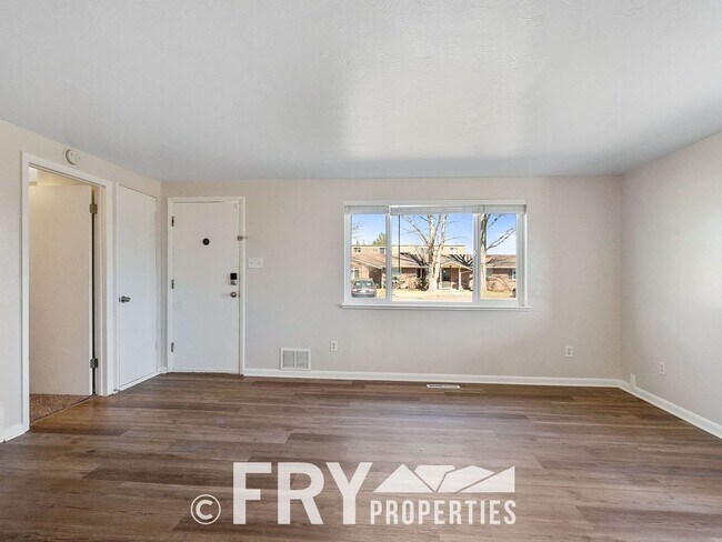 Building Photo - Updated 1/2 Duplex Near Olde Town Arvada