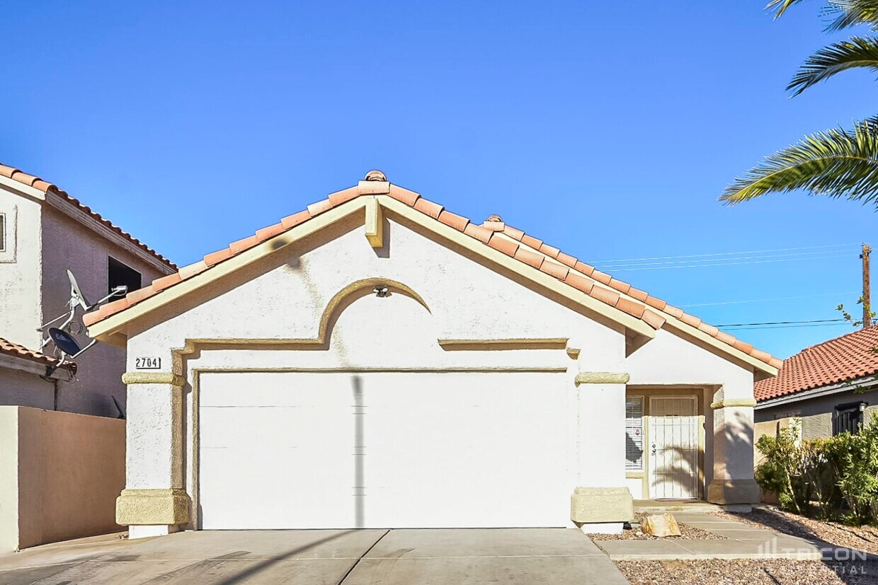 Foto principal - 2704 Purple Root Dr