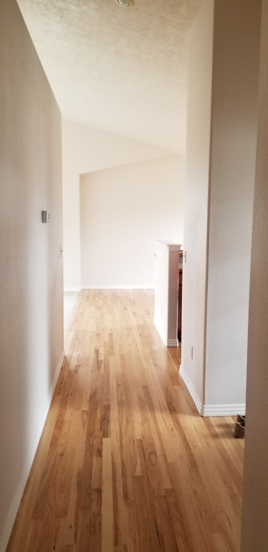Building Photo - Very nice Meridian Home