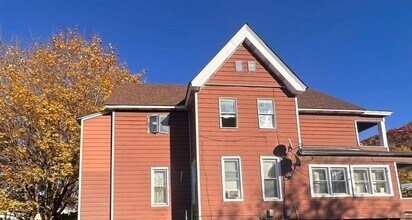 Building Photo - 27 Evans St