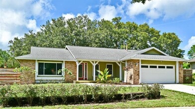 Building Photo - 8924 Angelica Dr
