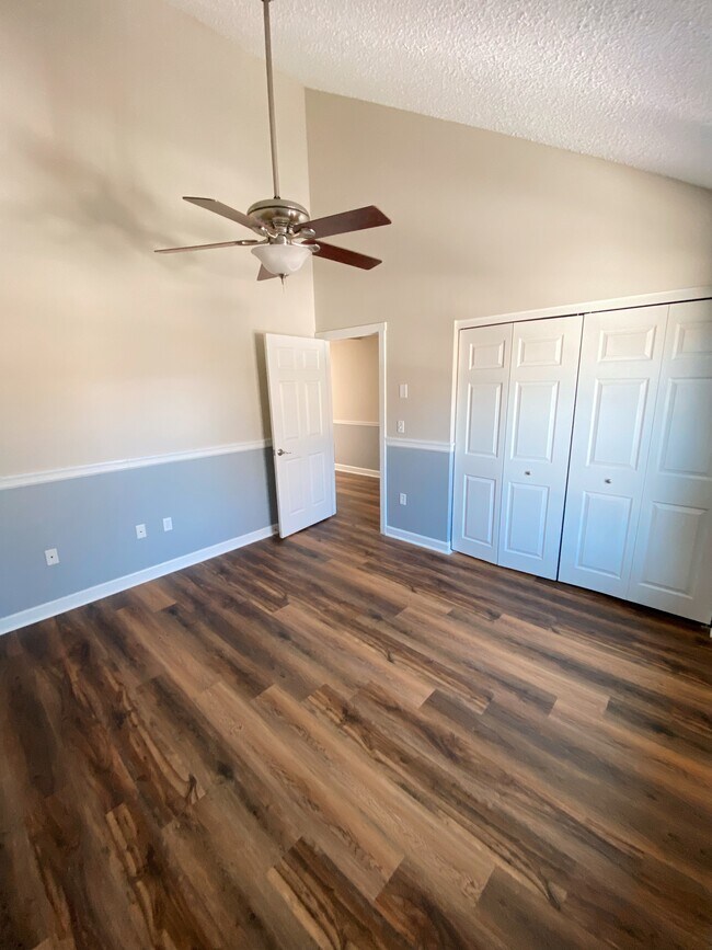 565 Smithfield Rd Unit C1, North Providence, RI 02904 Condo for Rent