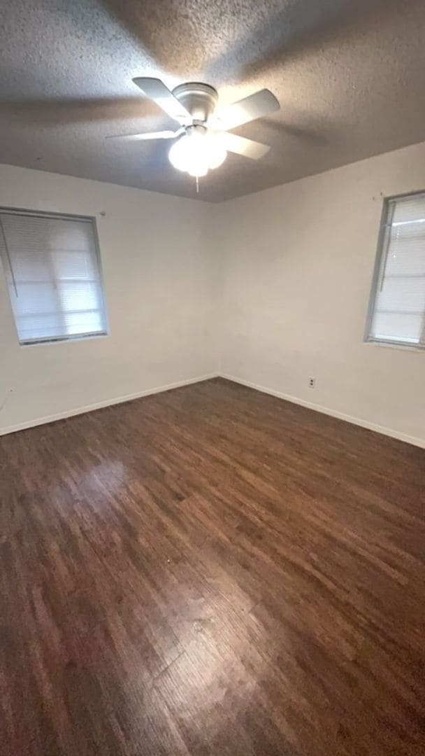 Building Photo - 1324 W Rupe Ave